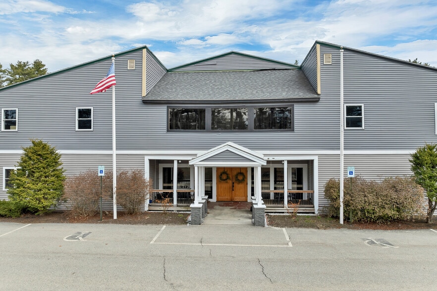 More Photos Of 8 Eastern Ave, Barrington Specialty For Sale