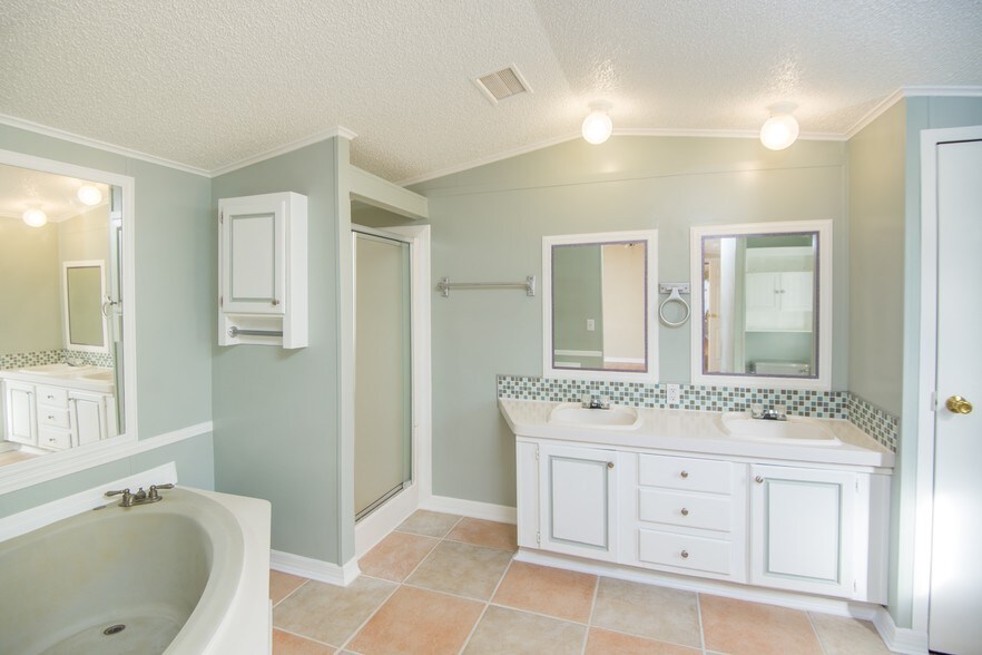 More Photos Of 1211 Cypress Rd, Saint Augustine Manufactured Housing Mobile Home Park For Sale