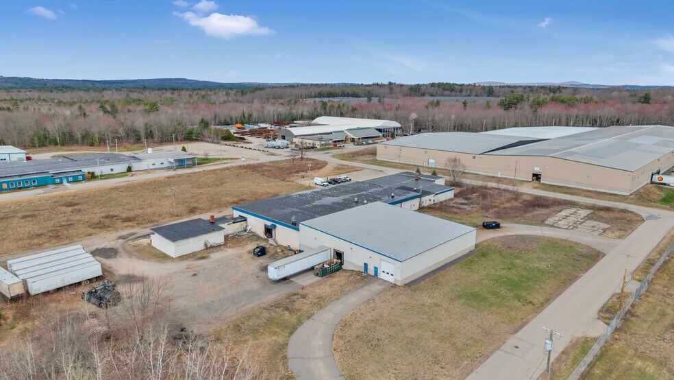 More Photos Of 38 Rainbow Ln, Sanford Warehouse For Sale