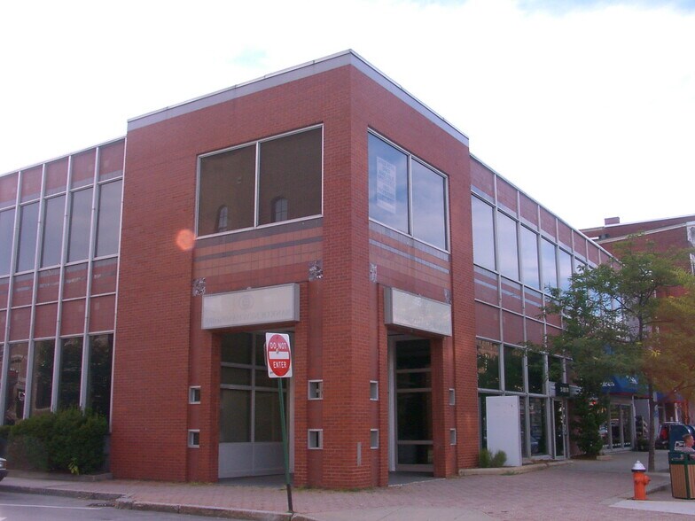 Primary Photo Of 20 Warren St, Concord Office For Lease
