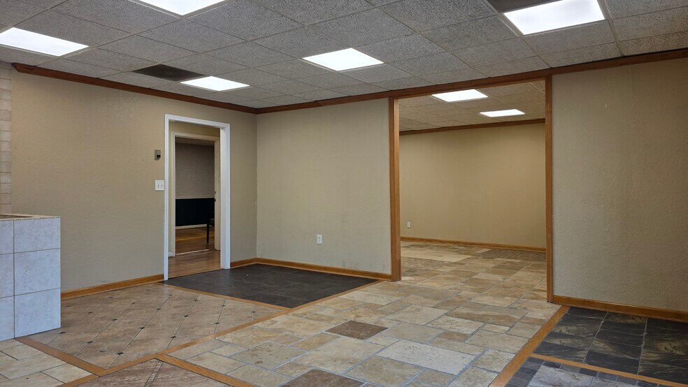 More Photos Of 3620 North Pky, Cumming Light Distribution For Lease