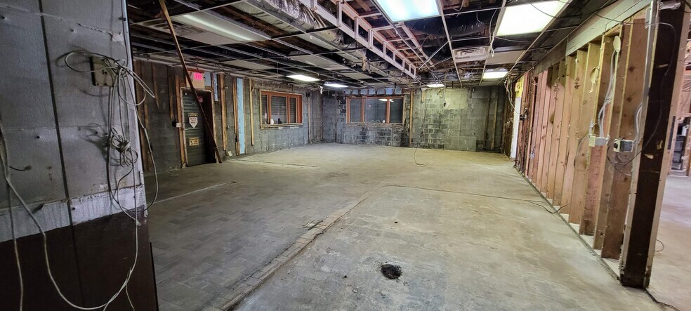 More Photos Of 610 Jersey Ave, New Brunswick Freestanding For Lease