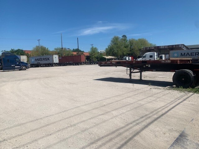 More Photos Of 2701 E 5th Ave, Tampa Manufacturing For Lease