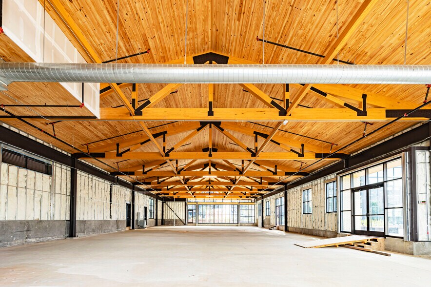 More Photos Of 765 Echo St NW, Atlanta Office For Lease