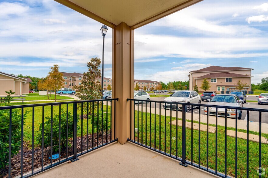 More Photos Of 2089 Heritage Key Blvd, Kissimmee Apartments For Sale
