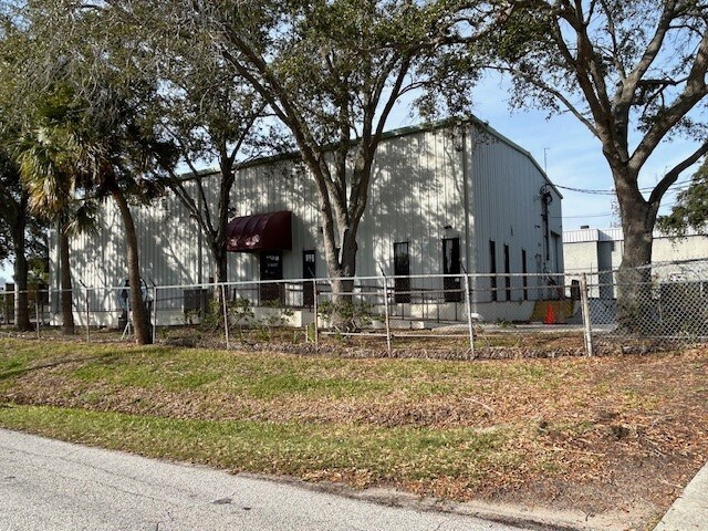More Photos Of 5110 S Westshore Blvd, Tampa Warehouse For Lease