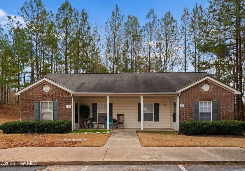 More Photos Of 202 Laurel Ave, Wadesboro Apartments For Sale