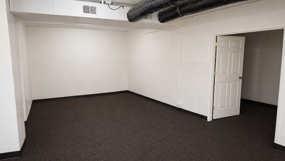 More Photos Of 2791-2795 Industrial Ln, Broomfield Warehouse For Lease
