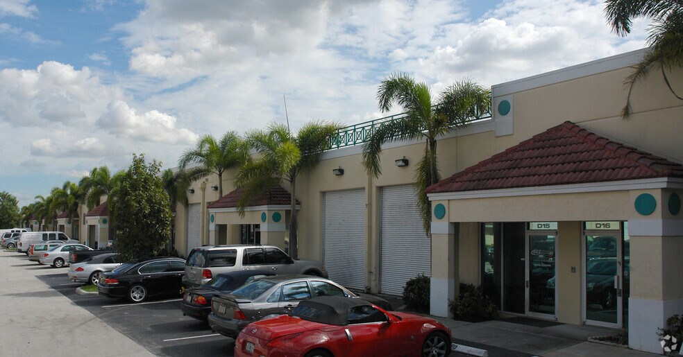 More Photos Of 11880 W State Road 84, Davie Warehouse For Lease