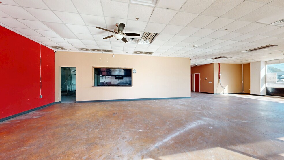 Primary Photo Of 6601 Watauga Rd, Watauga Unknown For Lease