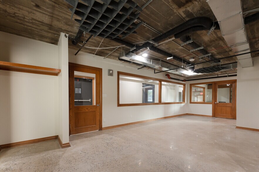 More Photos Of 20 NW 13th St, Oklahoma City Loft Creative Space For Lease