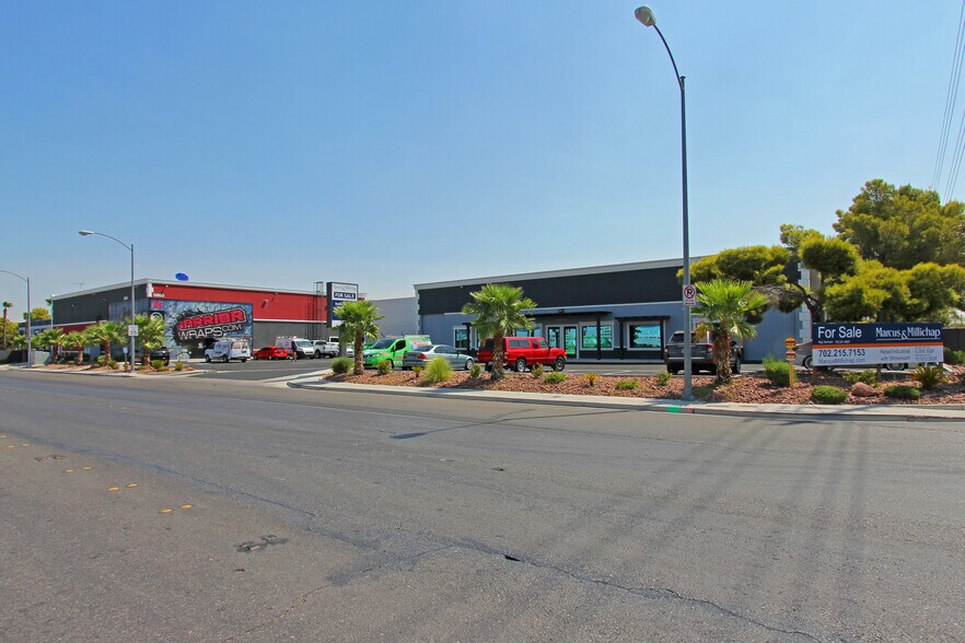 More Photos Of 5860-5880 S Valley View Blvd, Las Vegas Warehouse For Lease