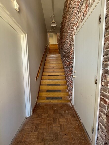 Primary Photo Of 117-121 N State St, Jackson Loft Creative Space For Lease