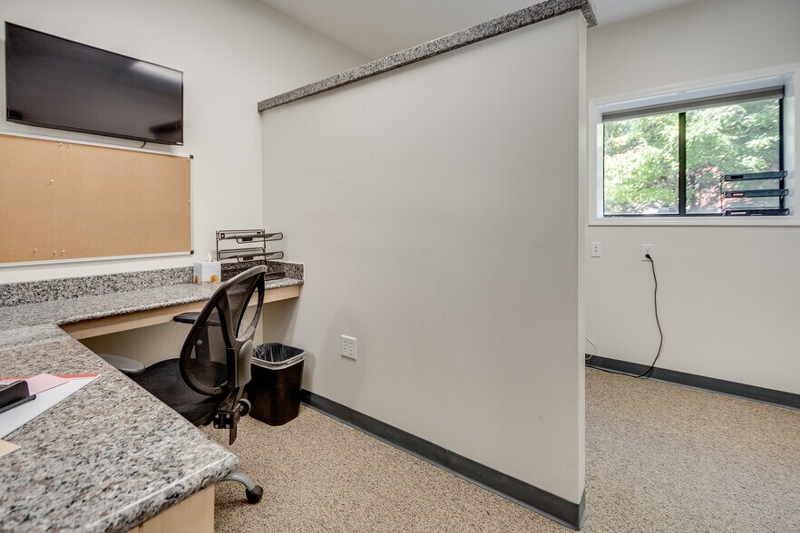 More Photos Of 4295 Brogdon Exchange, Suwanee Warehouse For Sale