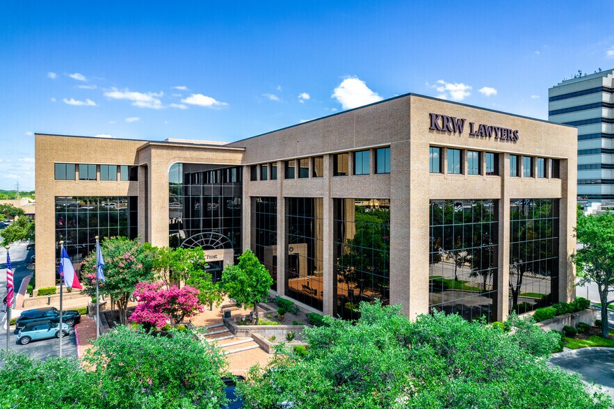 More Photos Of 16500 San Pedro Ave, San Antonio Office For Sale