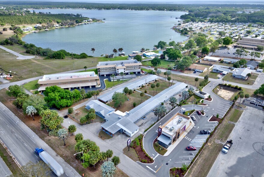 Primary Photo Of 517 Us-27, Lake Placid Assisted Living For Sale