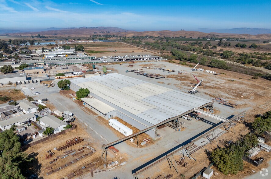 More Photos Of 2310 San Juan Rd, Hollister Manufacturing For Sale