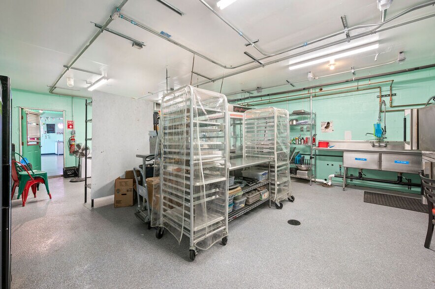 More Photos Of 581 29 Rd, Grand Junction General Retail For Sale