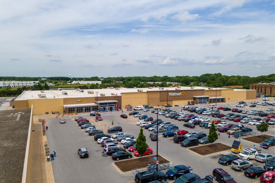 More Photos Of 17550 Halsted St, Homewood Freestanding For Lease