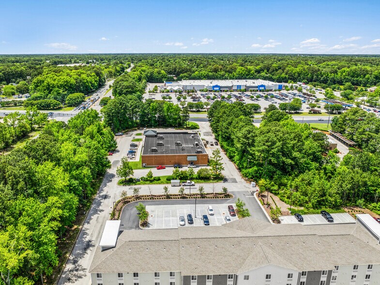 More Photos Of 2400 George Washington Memorial Hwy, Yorktown General Retail For Sale