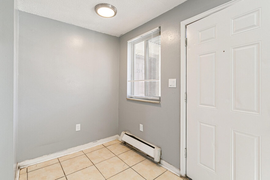 More Photos Of 5228 S Fox St, Littleton Apartments For Sale