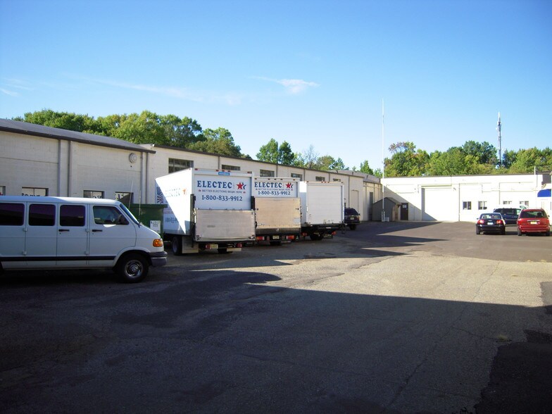 More Photos Of 10 Lippincott Ln, Mount Holly Unknown For Lease