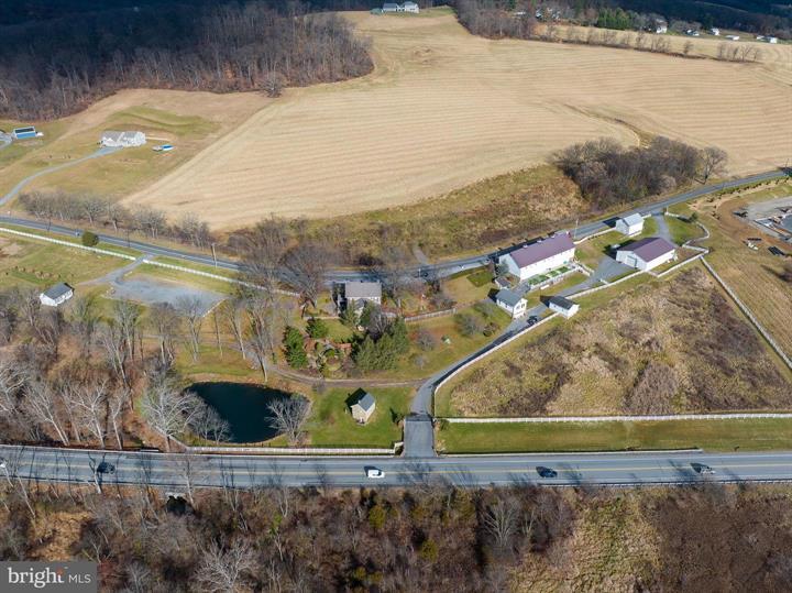 More Photos Of 1160 Old Bernville Rd, Reading Showroom For Sale