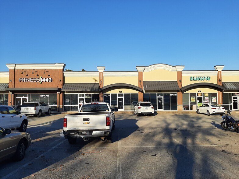 More Photos Of 4949 Lanier Islands Pkwy, Buford Unknown For Lease