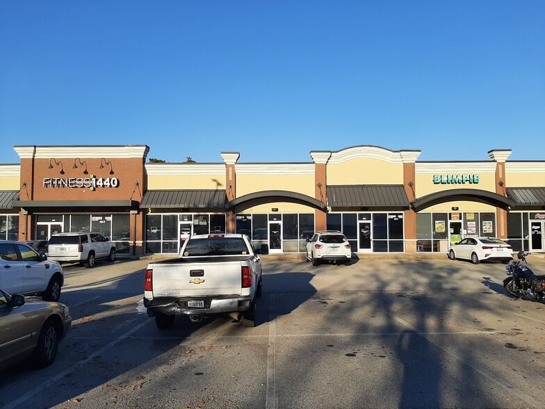 More Photos Of 4949 Lanier Islands Pkwy, Buford Unknown For Lease