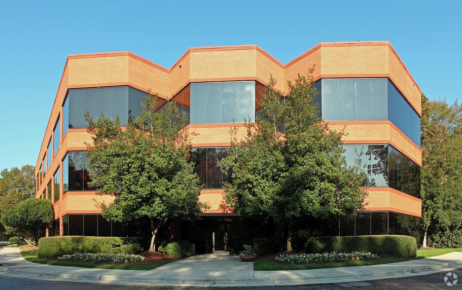 More Photos Of 113 Edinburgh Dr S, Cary Office For Lease