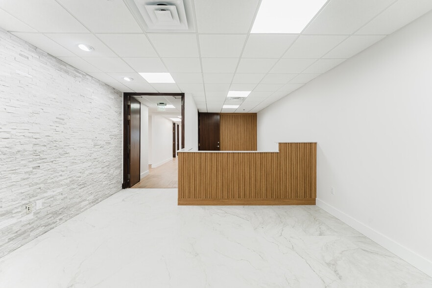 More Photos Of 40 SE 5th St, Boca Raton Office For Lease