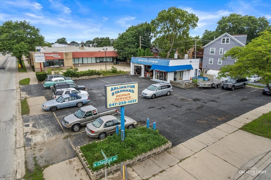 More Photos Of 300 W Northwest Hwy, Arlington Heights General Retail For Sale