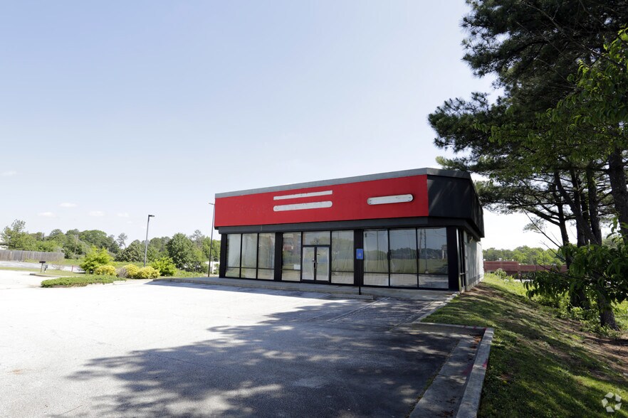 More Photos Of 426 Grayson Hwy, Lawrenceville Freestanding For Sale