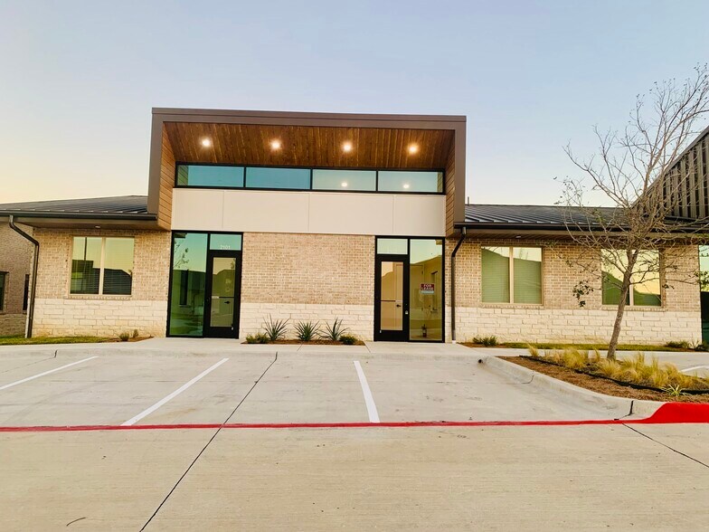 More Photos Of 1400 N Coit Rd, McKinney Medical For Lease