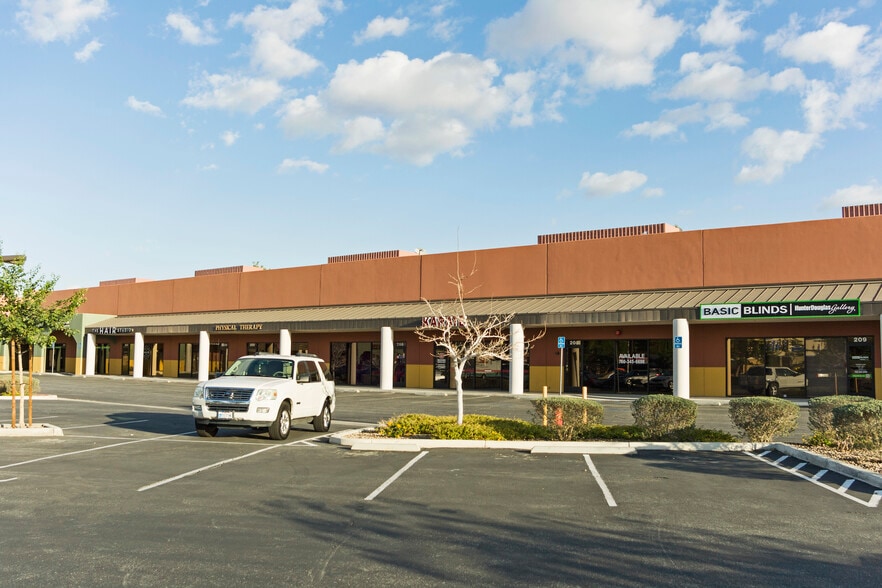 More Photos Of 78078 Country Club Dr, Bermuda Dunes Unknown For Lease