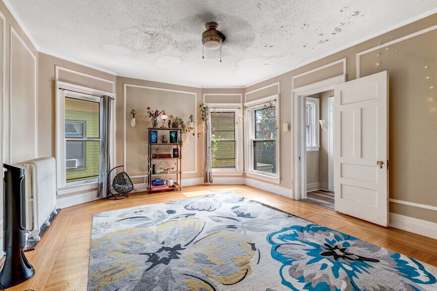 More Photos Of 461 Linwood Ave, Buffalo Apartments For Sale