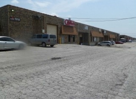 More Photos Of 15510-15544 S 70th Ct, Orland Park Warehouse For Lease