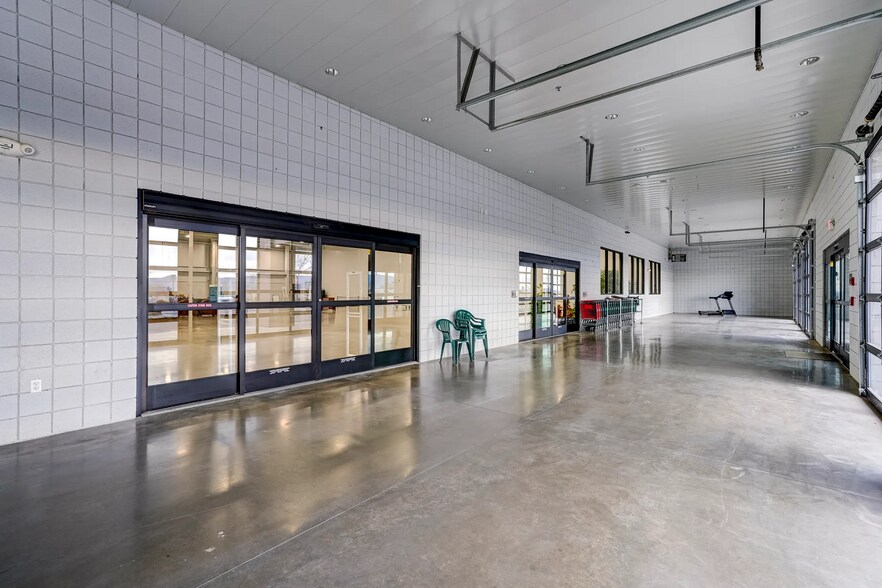 More Photos Of 3600 N Glassford Hill Rd, Prescott Valley Freestanding For Lease