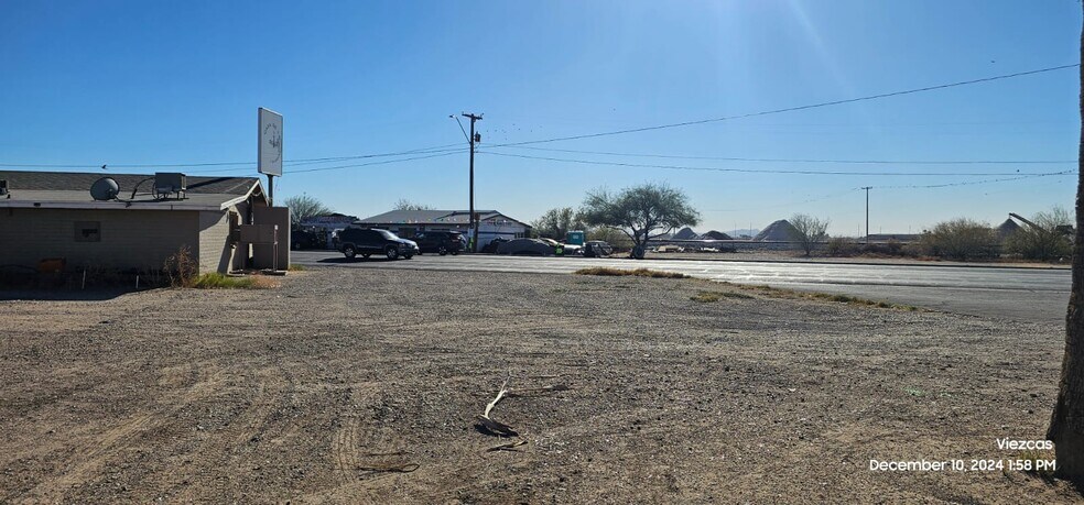 More Photos Of 864 E Jimmie Kerr Blvd, Casa Grande Bar For Sale