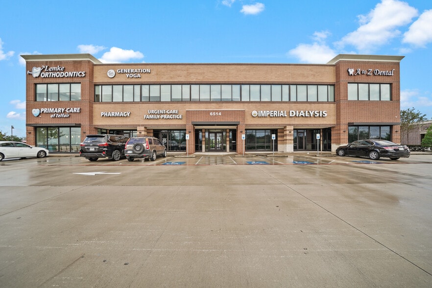 More Photos Of 6514 Highway 90A, Sugar Land Medical For Sale