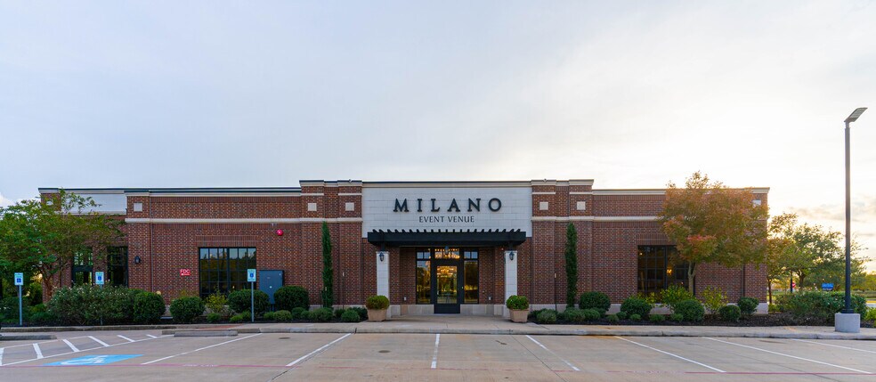 Primary Photo Of 16555 Creek Bend Dr, Sugar Land Freestanding For Sale