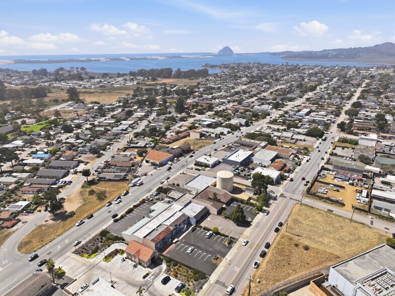More Photos Of 2131 10th St, Los Osos General Retail For Sale