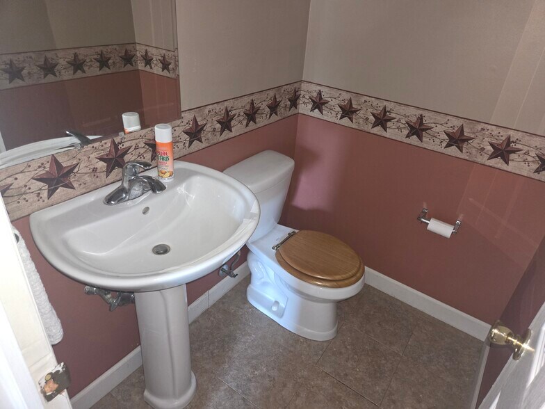 More Photos Of 200-204 N Harrison St, Princeton Medical For Sale