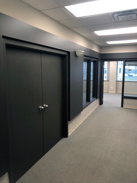 More Photos Of 65 Chippewa Rd, Sherwood Park Office For Sale