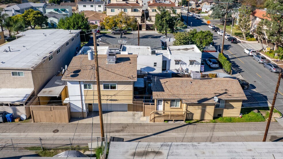 More Photos Of 2014-2016 Peyton Ave, Burbank Apartments For Sale