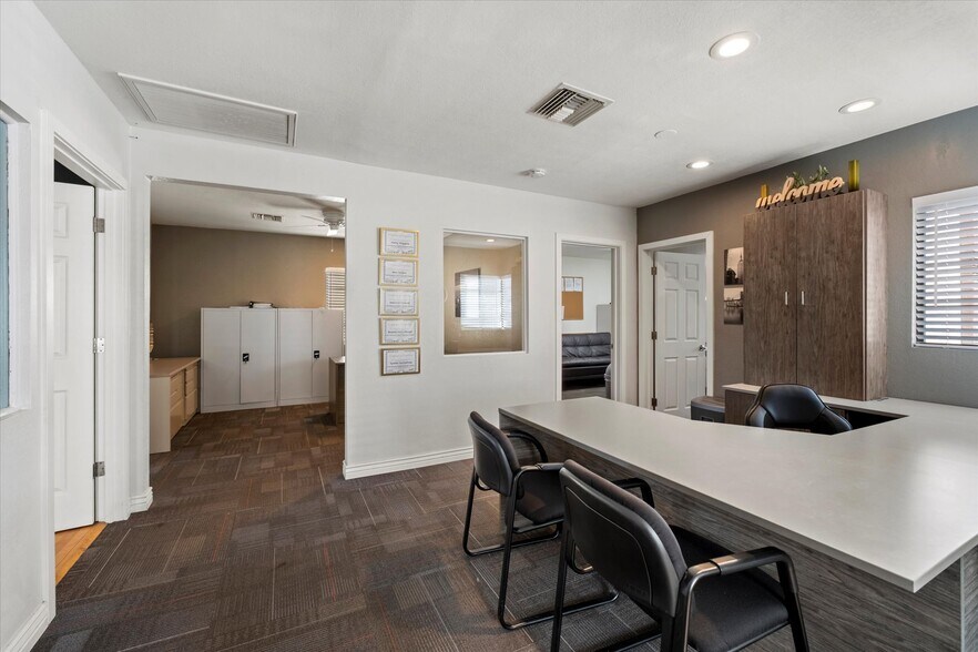 More Photos Of 314 E Thomas Rd, Phoenix Office For Sale