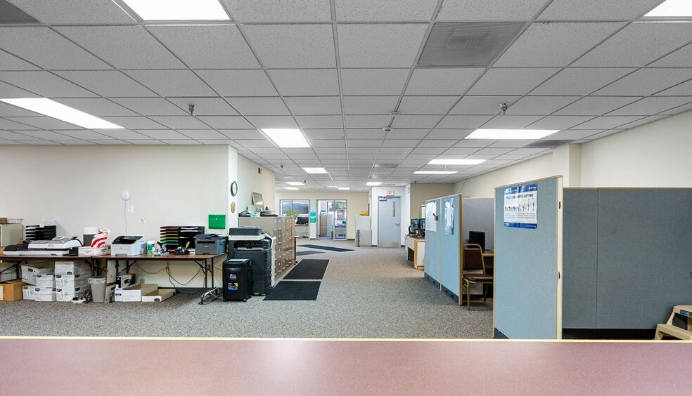 More Photos Of 24001 NE Sandy Blvd, Troutdale Unknown For Lease