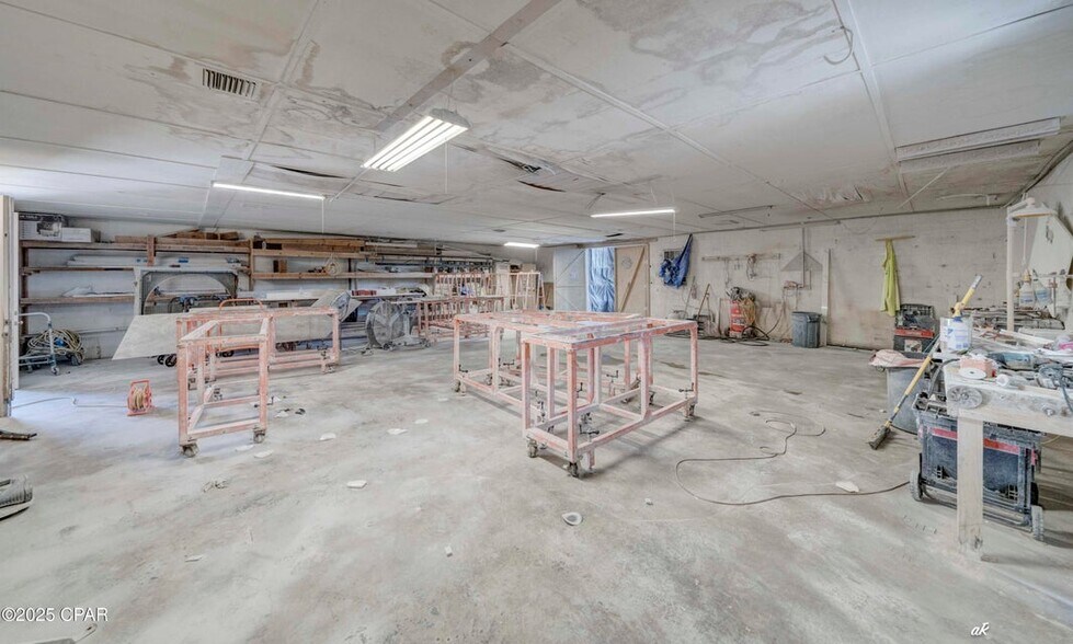 More Photos Of 2515 E 15th St, Panama City Freestanding For Sale