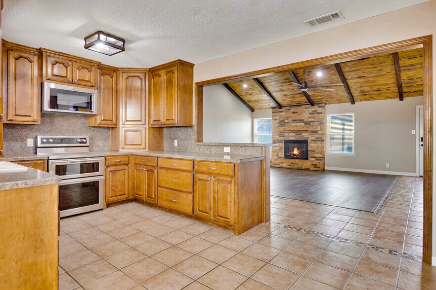 More Photos Of 7405 E County Road 110, Midland Land For Sale