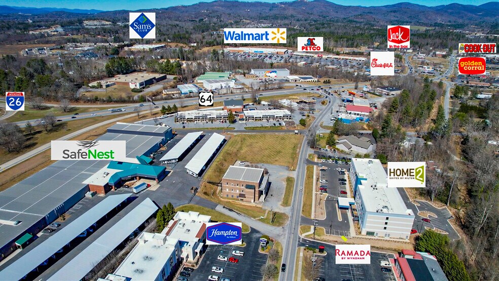 More Photos Of 135 Sugarloaf Rd, Hendersonville Freestanding For Sale